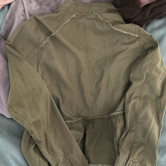 Like new, lightweight Caslon (from Nordstrom) jacket size S, army green - Picture 3 of 3